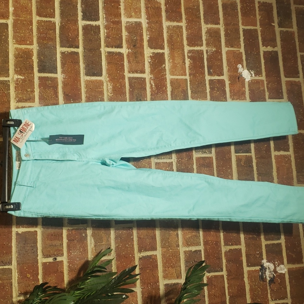 Cielo Jeans USA.